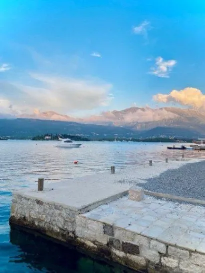 Rent, apartment, 56m², Tivat, Crna Gora