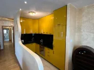 Sale, three bedroom apartment, 98m², City Kvart, Podgorica - image 7