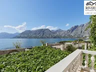 Sale, house, 450m², Dobrota, Kotor - image 17