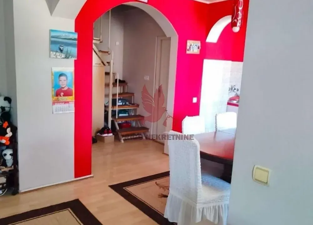 Sale, three bedroom apartment, 69m², Mladenovac, Beograd