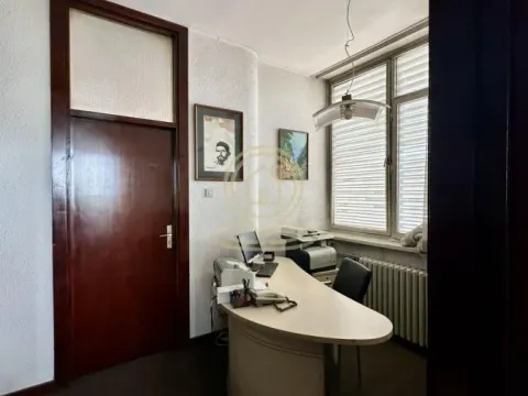 Rent, office space, 115m², Savski Venac, Beograd - image 11