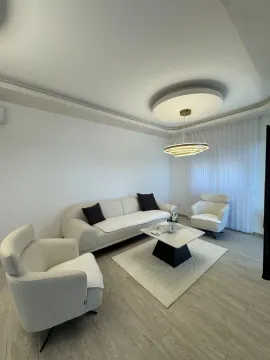Izdavanje, dvosoban stan, 74m², Bečići, Budva - image 19