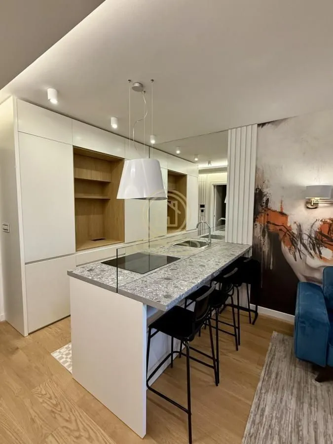 Izdavanje, jednosoban stan, 40m², Sajmište, Novi Sad