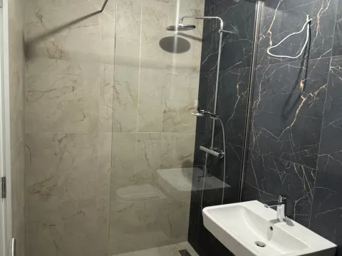 Rent, one bedroom apartment, 46m², Tološka šuma, Podgorica - image 11