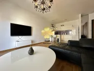 Izdavanje, jednosoban stan, 53m², City Kvart, Podgorica - image 1