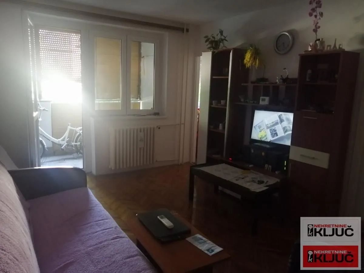 Prodaja, dvosoban stan, 51m², Bulevar Oslobodjenja, Novi Sad Sve Podlokacije