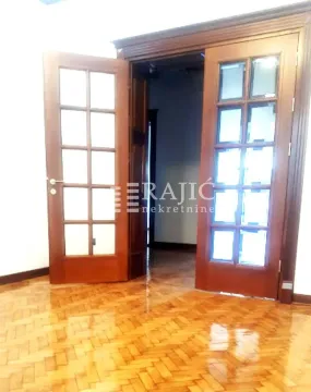 Rent, office space, 82m², Stari Grad, Beograd - image 2