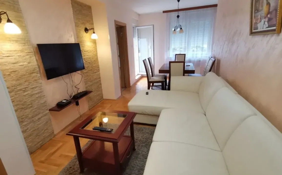 Prodaja, dvosoban stan, 43m², Novi Sad, Srbija