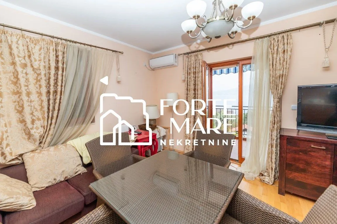 Prodaja, jednosoban stan, 63m², Baošići, Herceg Novi