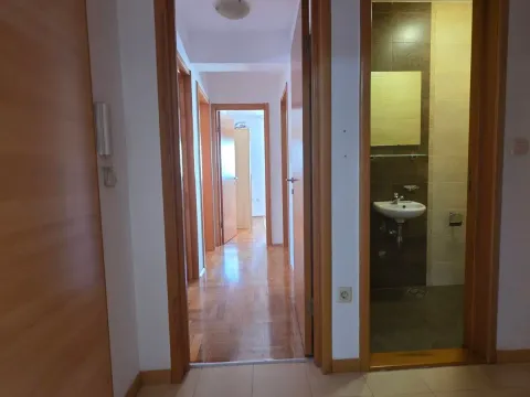 Izdavanje, trosoban stan, 71m², Podgorica, Crna Gora - image 4
