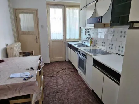 Sale, three bedroom apartment, 78m², Sajmište, Novi Sad - image 3