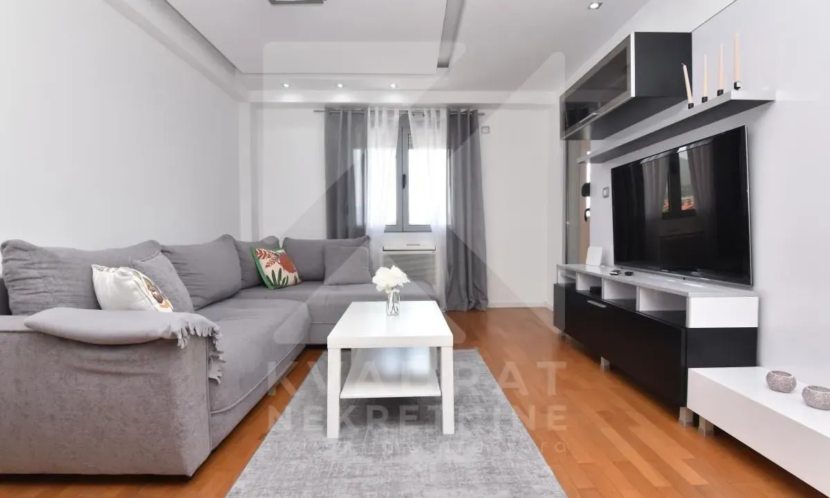 Prodaja, jednosoban stan, 51m², Stari Aerodrom, Podgorica