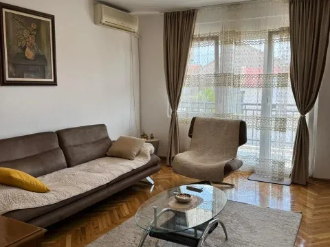 Rent, two bedroom apartment, 75m², Gornja Gorica, Podgorica - image 2