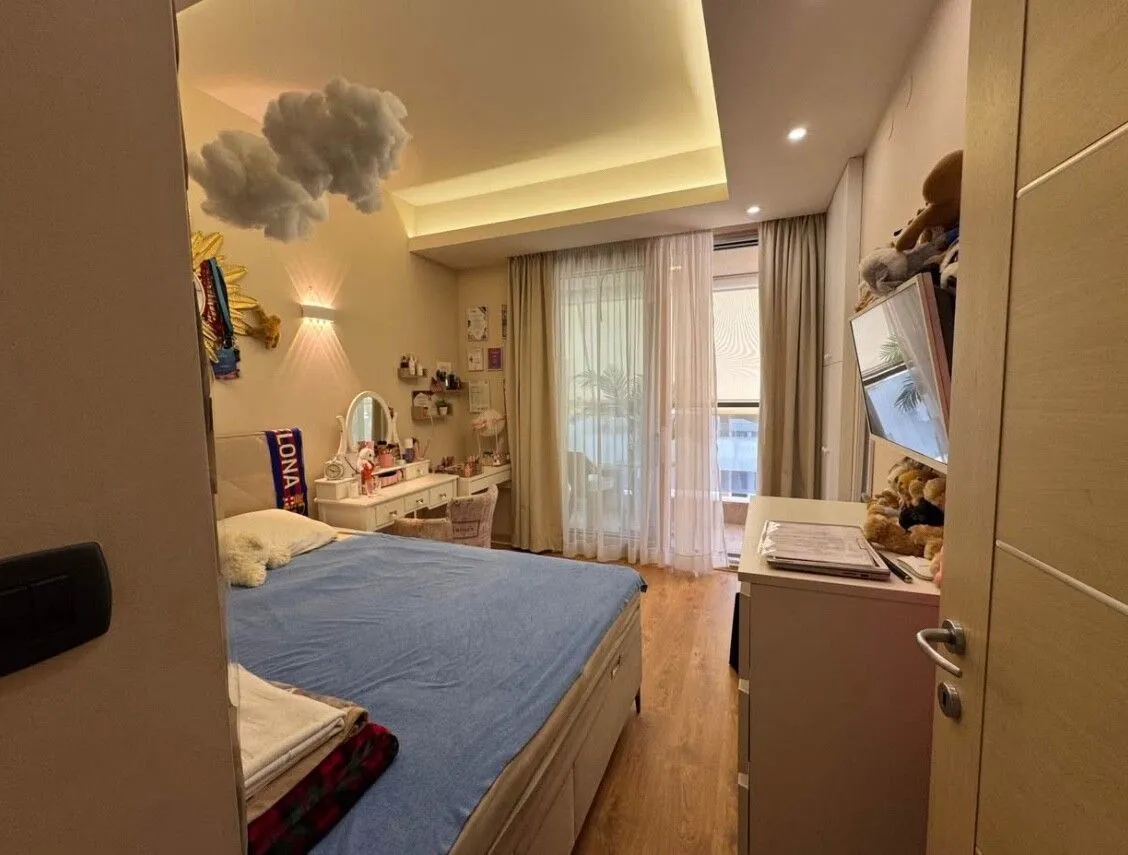 Prodaja, dvosoban stan, 85m², Centar, Budva