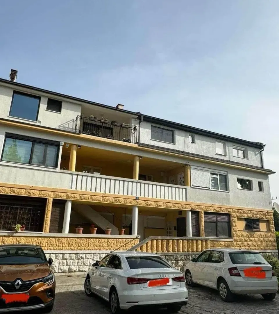 Izdavanje, jednosoban stan, 60m², Gorica C, Podgorica