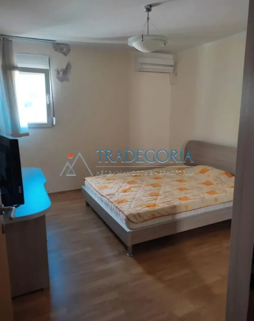 Prodaja, trosoban stan, 83m², Dobra Voda, Bar