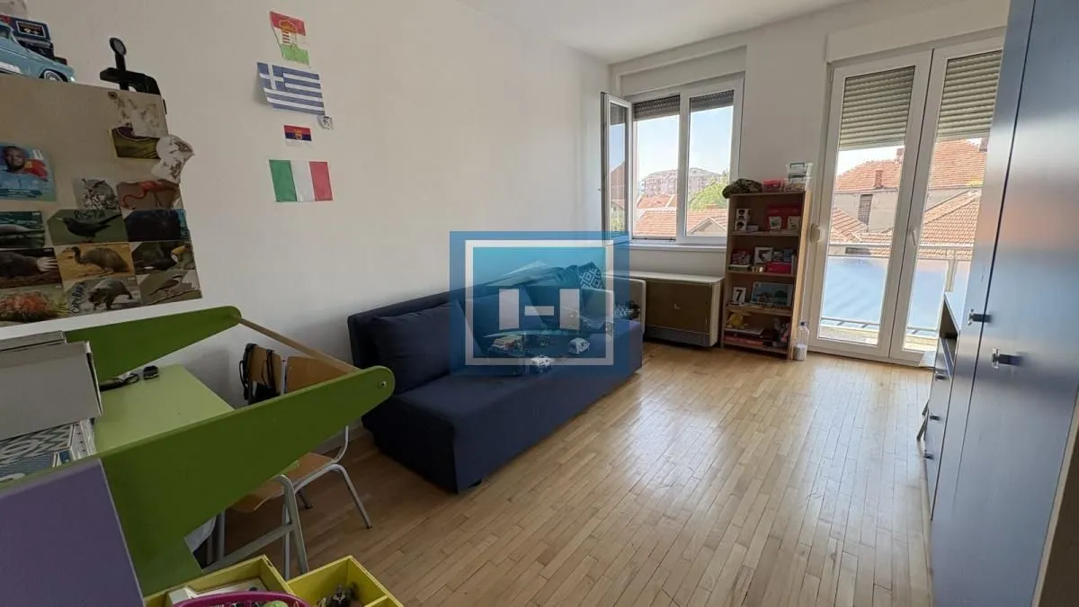 Prodaja, dvosoban stan, 63m², Centar, Jagodina