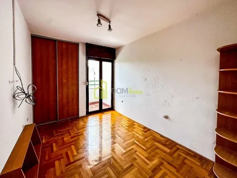 Prodaja, trosoban stan, 105m², Blok 6, Podgorica - image 8