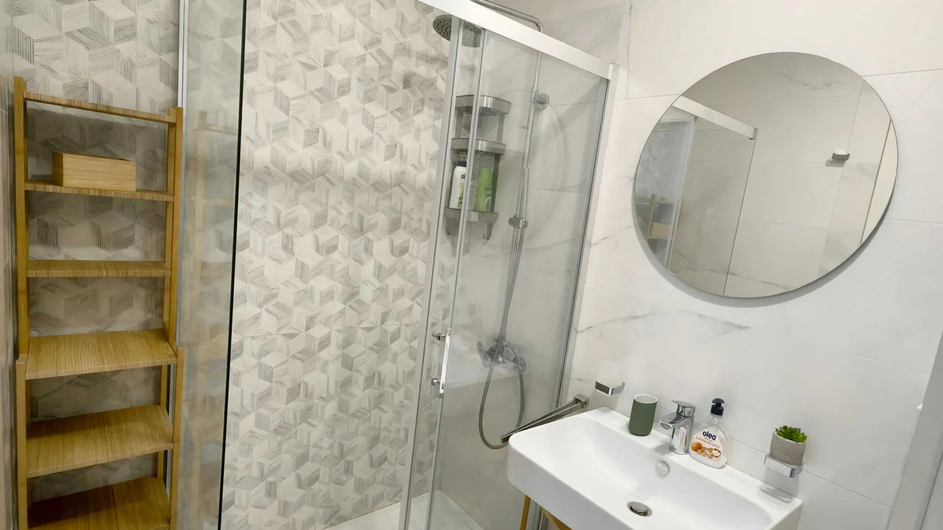 Rent, one bedroom apartment, 49m², Central Point, Podgorica