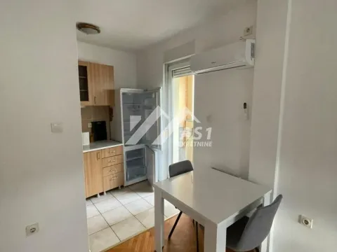 Izdavanje, jednosoban stan, 37m², Rotkvarija, Novi Sad Sve Podlokacije - image 2