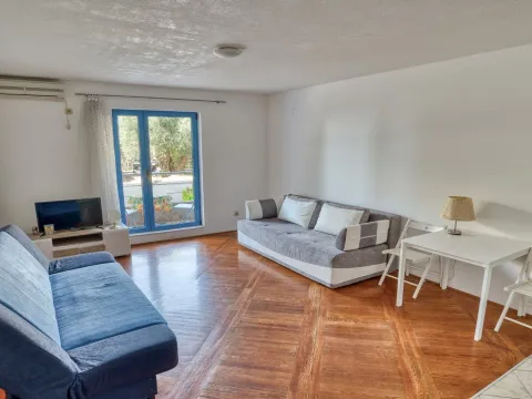 Sale, one bedroom apartment, 29m², Pržno, Budva - image 6