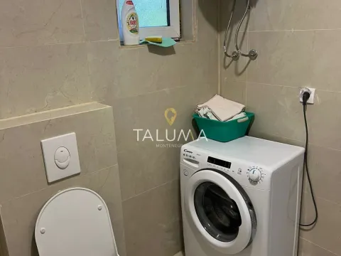 Izdavanje, jednosoban stan, 42m², Stara Varoš, Podgorica - image 2