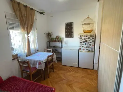 Prodaja, jednosoban stan, 61m², Stari Aerodrom, Podgorica - image 5