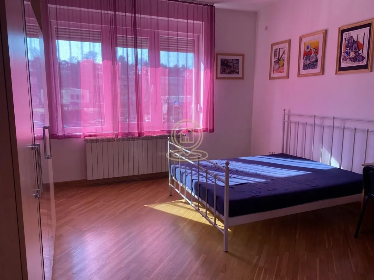 Izdavanje, trosoban stan, 92m², Tašmajdan, Palilula Sve Podlokacije