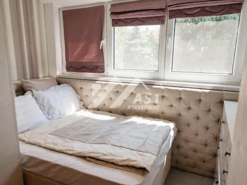 Izdavanje, četvorosoban stan, 120m², Lipov gaj, Novi Sad Sve Podlokacije - image 7