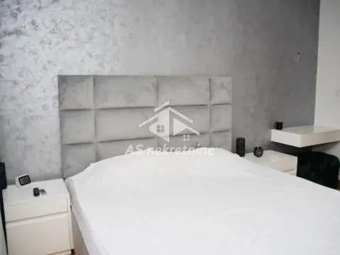 Izdavanje, četvorosoban stan, 82m², Banjica, Voždovac Sve Podlokacije - image 14