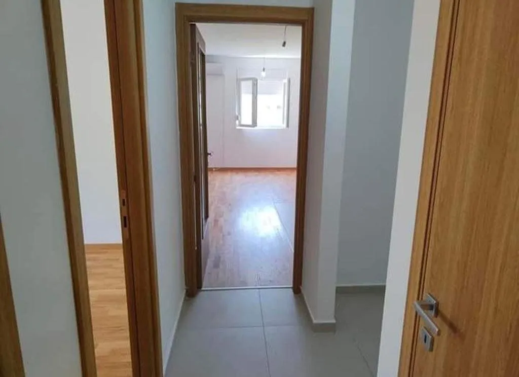 Izdavanje, jednosoban stan, 70m², Ljubović, Podgorica