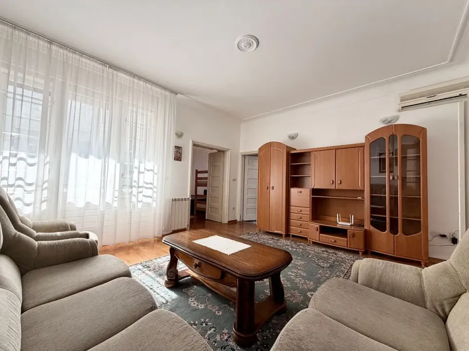 Rent, two bedroom apartment, 70m², Vračar Hram, Vračar Sve Podlokacije
