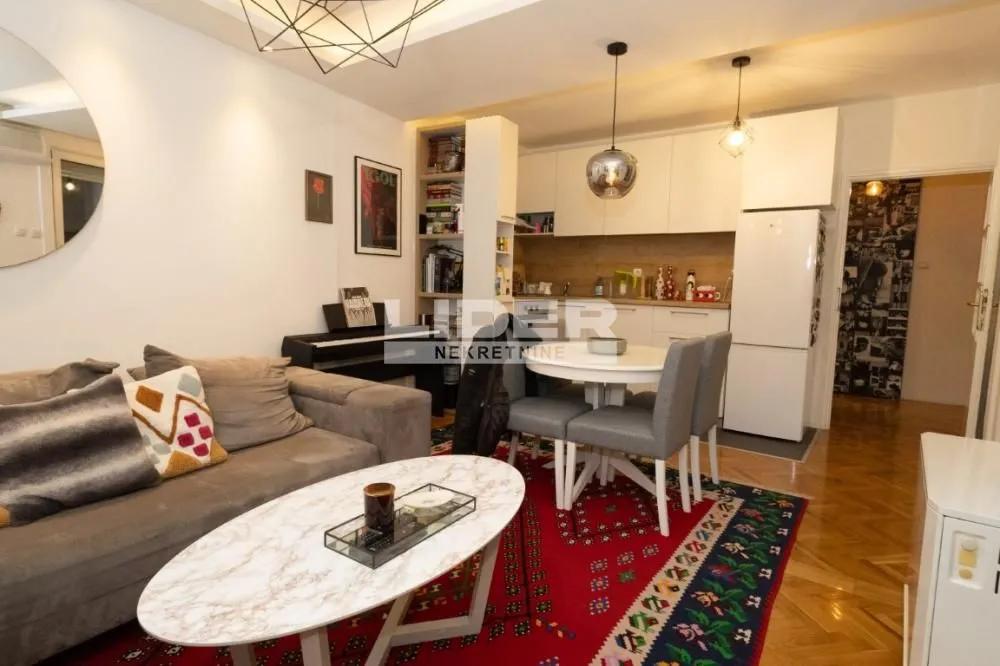 Prodaja, jednosoban stan, 50m², Zeleni Venac, Beograd