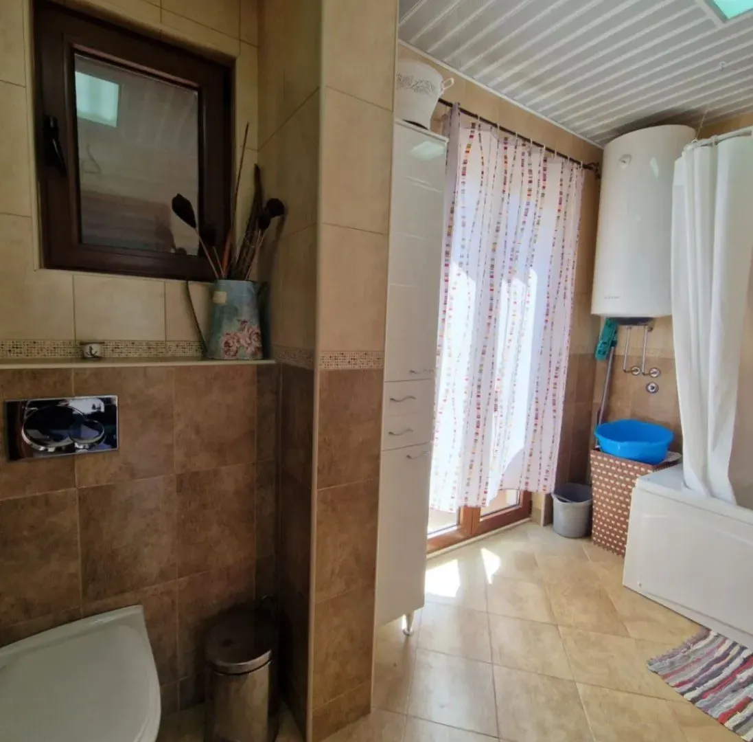 Prodaja, trosoban stan, 146m², Risan, Kotor