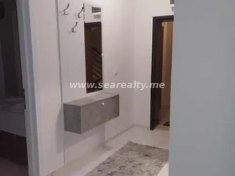 Rent, two bedroom apartment, 64m², Budva, Crna Gora - image 15