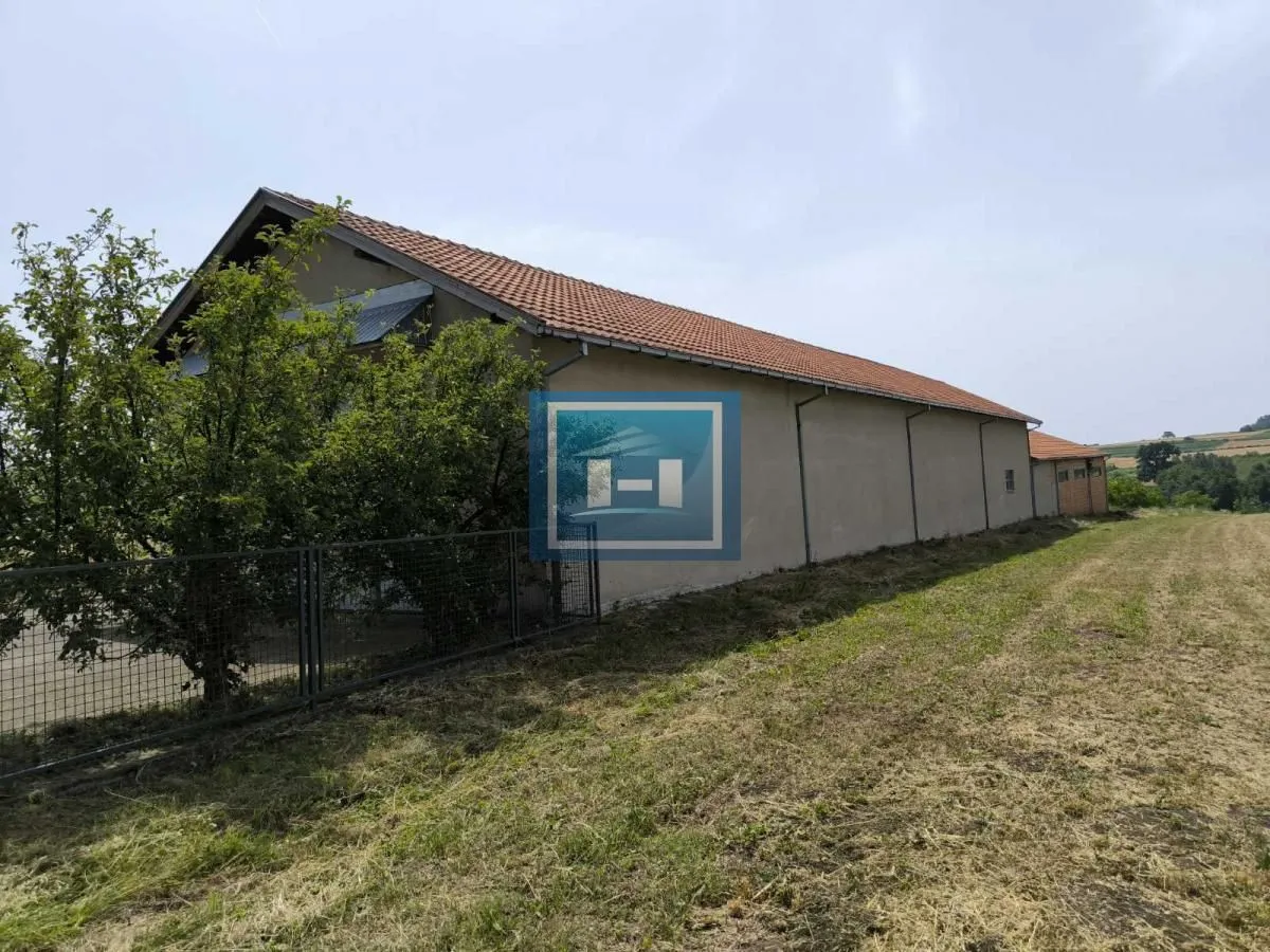 Sale, office space, 570m², Stubica, Paraćin