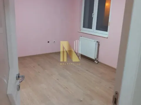 Sale, two bedroom apartment, 44m², Sajmište, Novi Sad