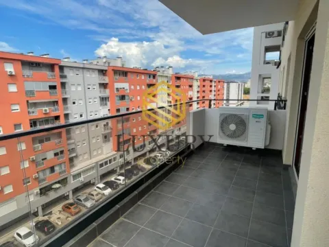 Rent, three bedroom apartment, 100m², Master Kvart, Podgorica - image 13