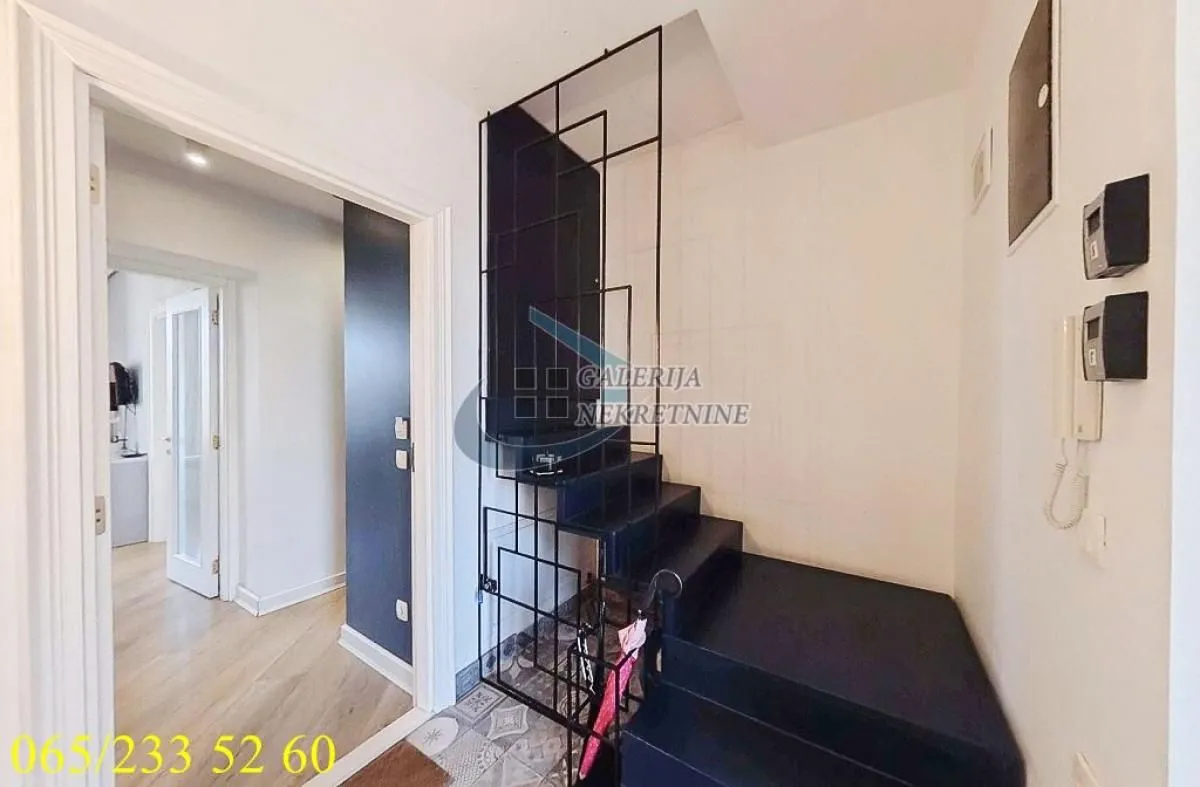 Sale, three bedroom apartment, 73m², Stari Grad, Beograd