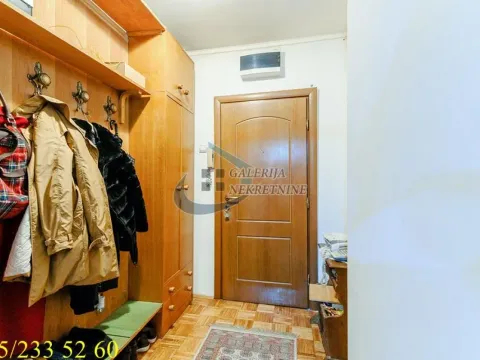 Sale, three bedroom apartment, 73m², Vračar Sve Podlokacije, Beograd - image 21
