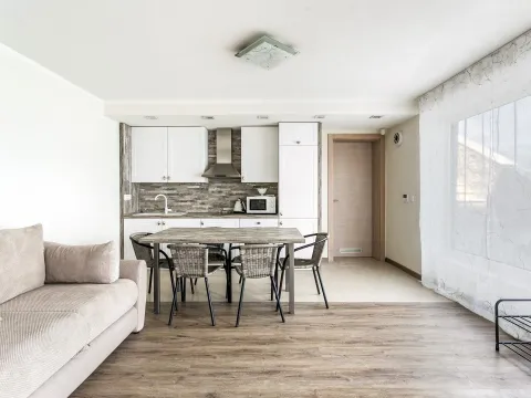 Prodaja, kuća, 240m², Krašići, Tivat - image 7