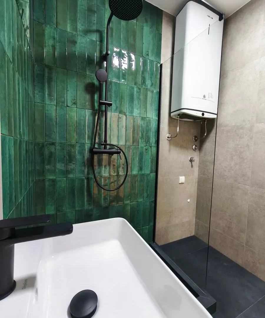 Prodaja, trosoban stan, 54m², Zemun Save Kovačevića, Zemun Sve Podlokacije