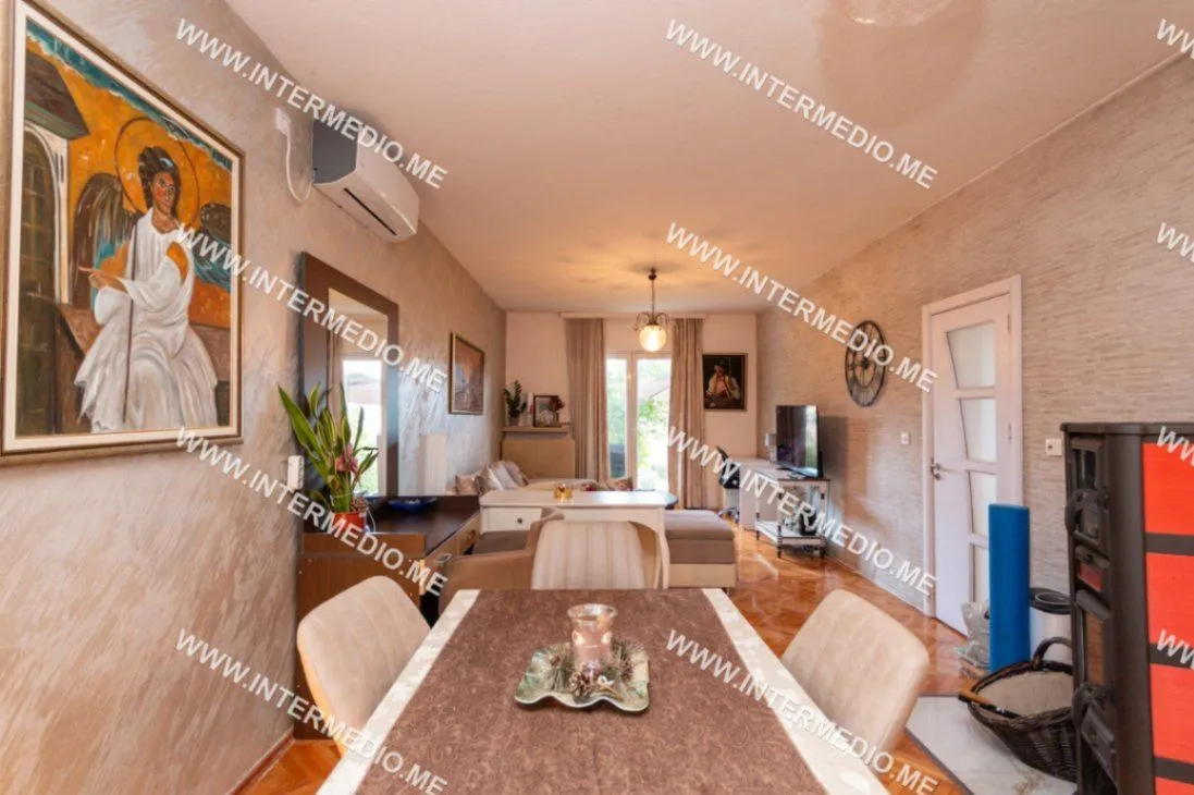 Prodaja, jednosoban stan, 61m², Topla, Herceg Novi
