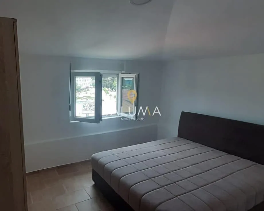 Prodaja, trosoban stan, 75m², Centar, Podgorica