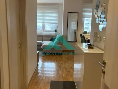 Prodaja, trosoban stan, 54m², Bul Kralja Aleksandra, Zvezdara Sve Podlokacije - image 8