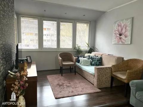 Prodaja, dvosoban stan, 71m², Novi Beograd Blok 37, Novi Beograd Sve Podlokacije - image 1