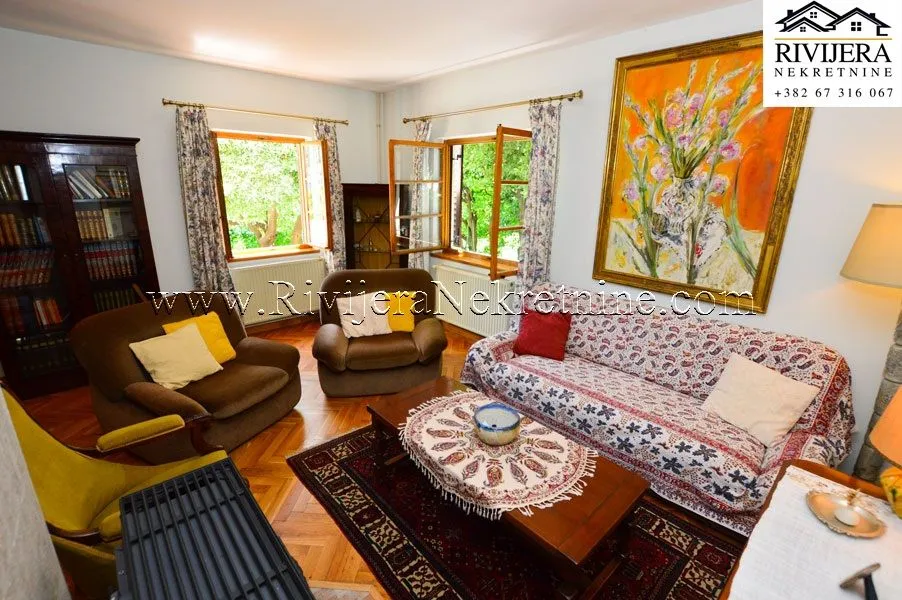 Prodaja, kuća, 160m², Kamenari, Herceg Novi