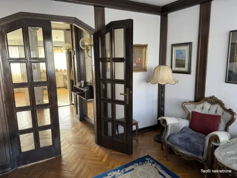 Prodaja, četvorosoban stan, 97m², Centar, Stara Pazova - image 3