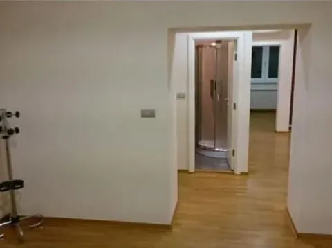 Izdavanje, poslovni prostor, 80m², Stari Grad, Beograd - image 5