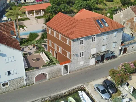 Sale, house, 450m², Prčanj, Kotor - image 38